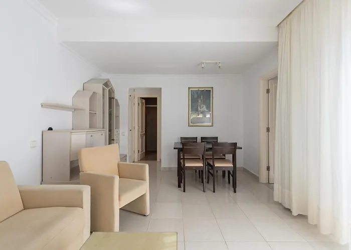 Tisaya Golf Apartamento *